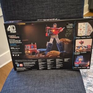 4D Build Transformer Optimus Prime Figure And Vehicle Age 12+